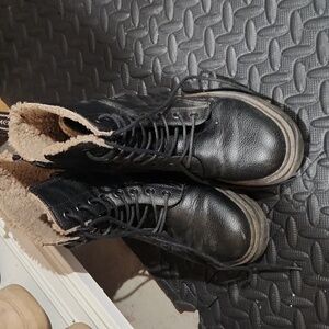 Mexx Black Leather Ankle Boots with Warm Cream Interior